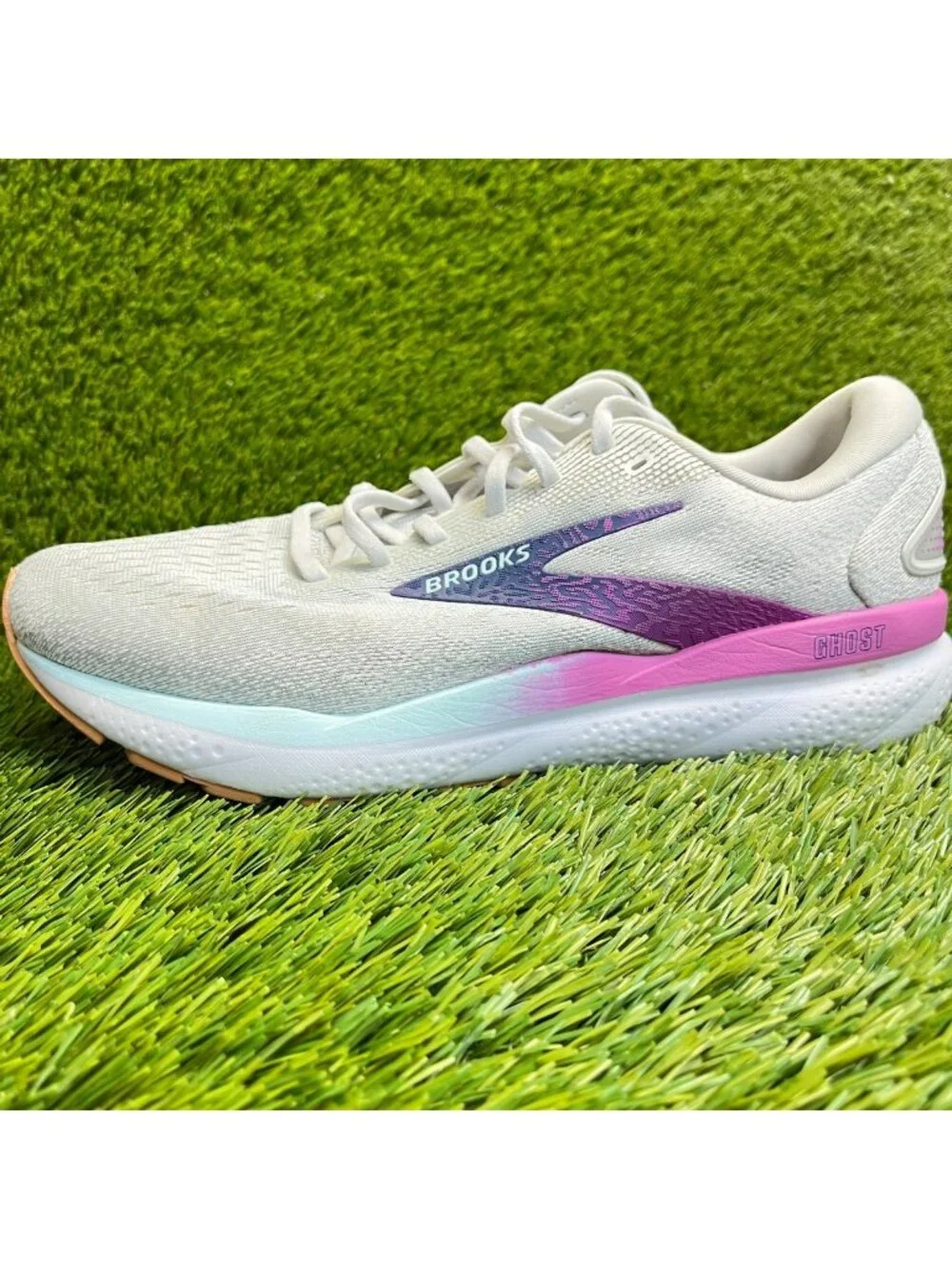 Brooks Ghost 16 Womens Size 10.5D Gray Purple Athletic Running Shoes Sneakers